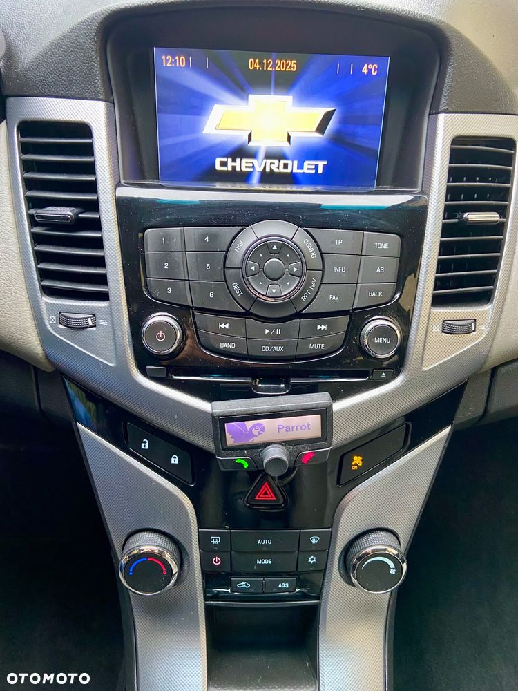 Chevrolet Cruze 1.7 D LT+ Premium - 8