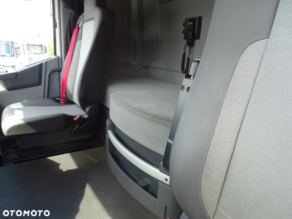 Renault T 440 - 9