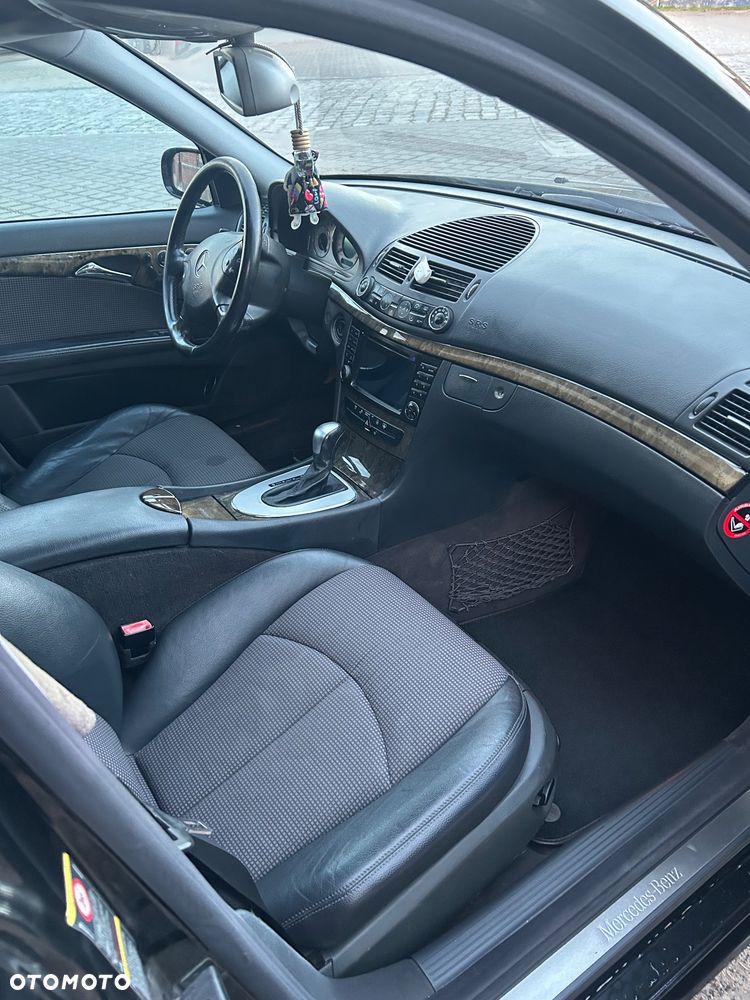 Mercedes-Benz Klasa E 320 CDI T Avantgarde - 10