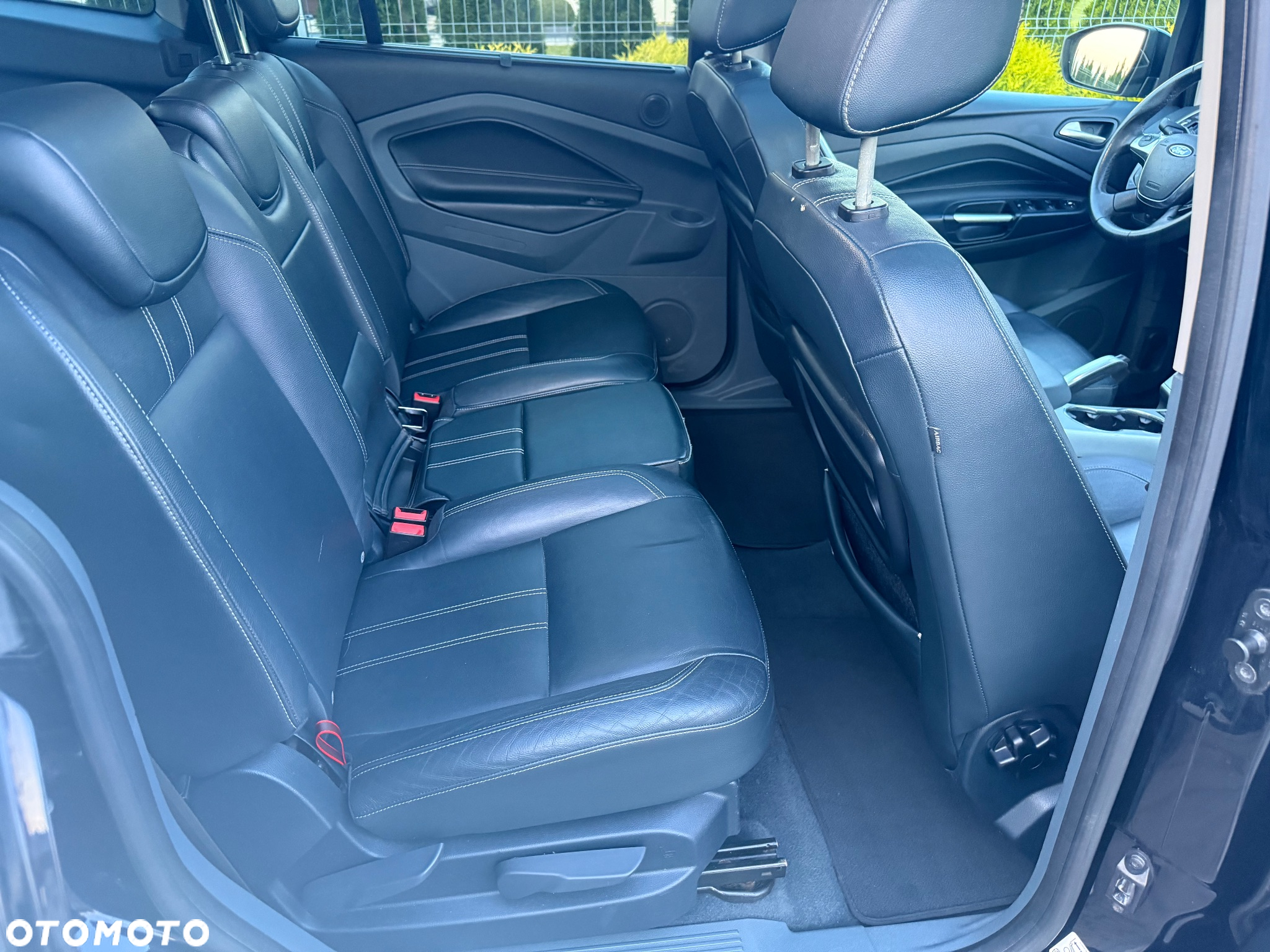 Ford Grand C-MAX - 15