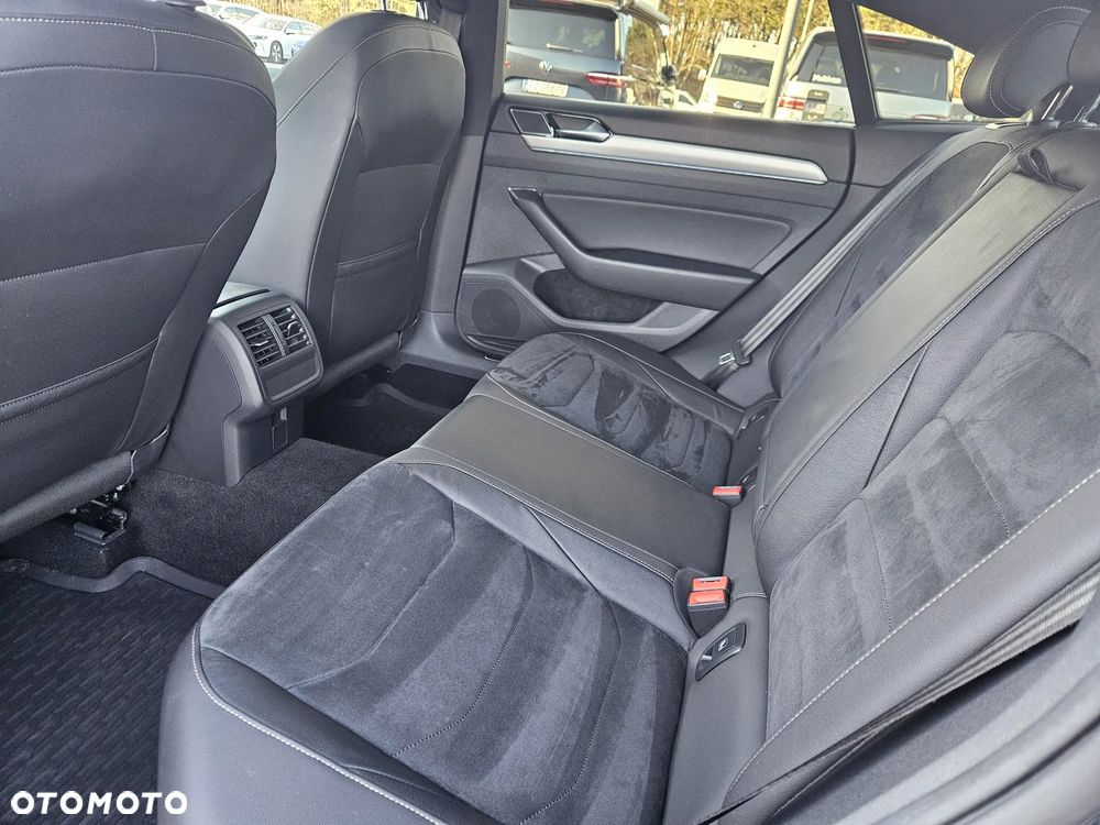 Volkswagen Arteon 2.0 TDI SCR R-Line DSG - 14