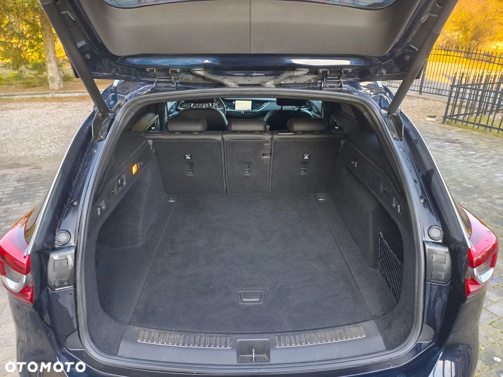 Opel Insignia - 13
