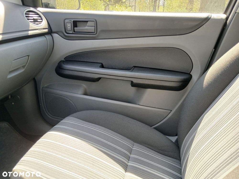 Ford Focus 1.6 Silver X - 6