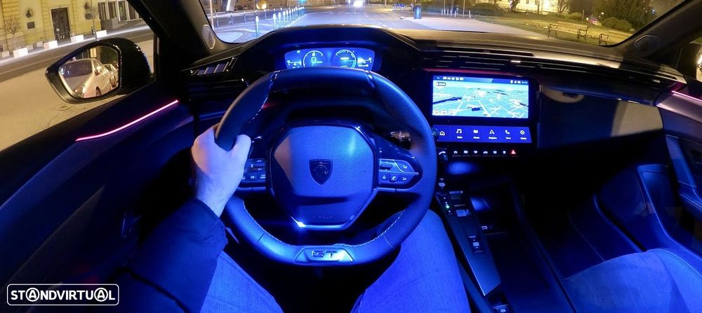 Peugeot 308 225 e-EAT8 GT - 29