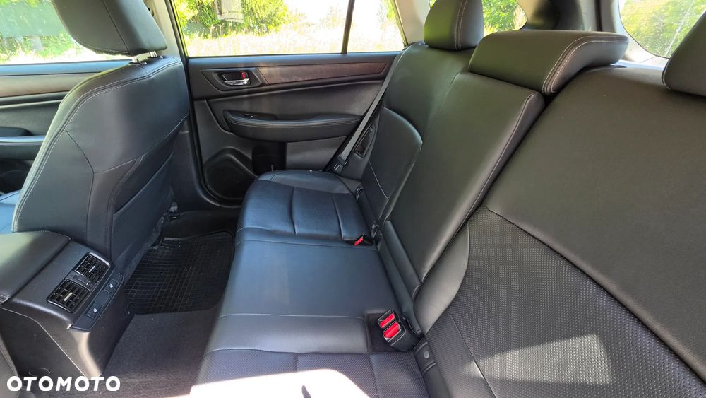 Subaru Outback 3.6 R Exclusive Navi - 11
