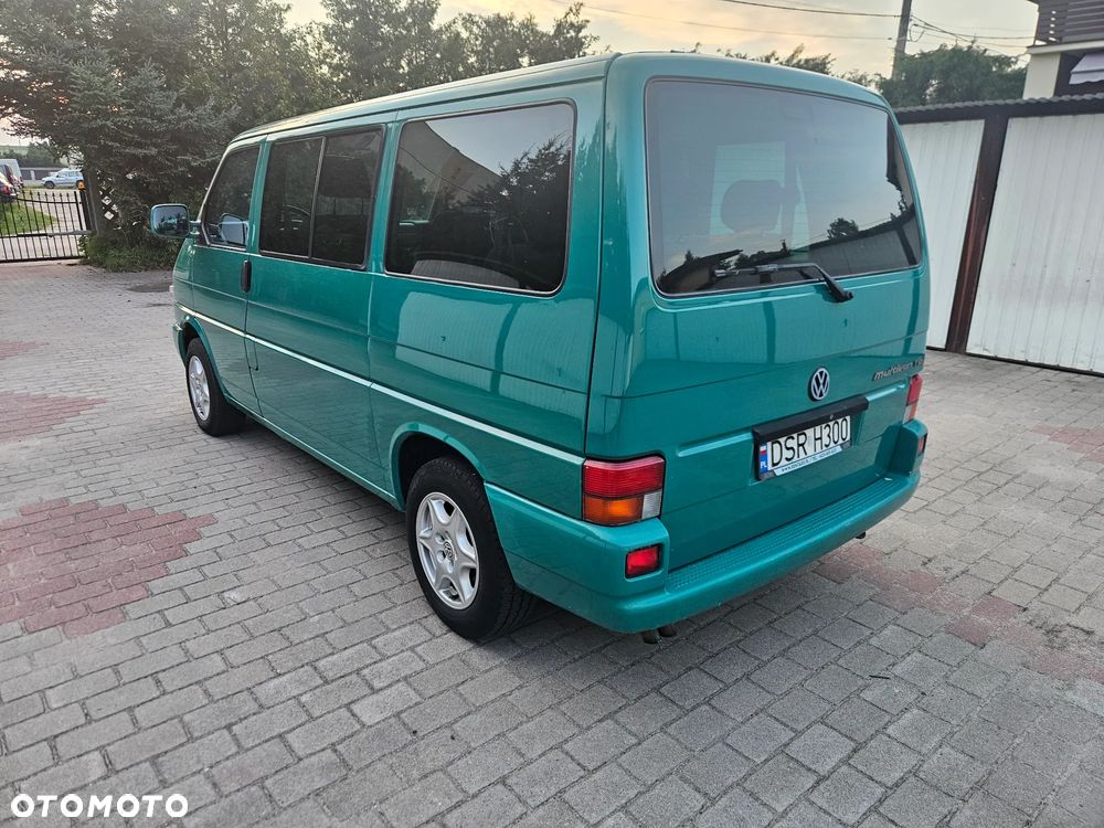Volkswagen Multivan - 4