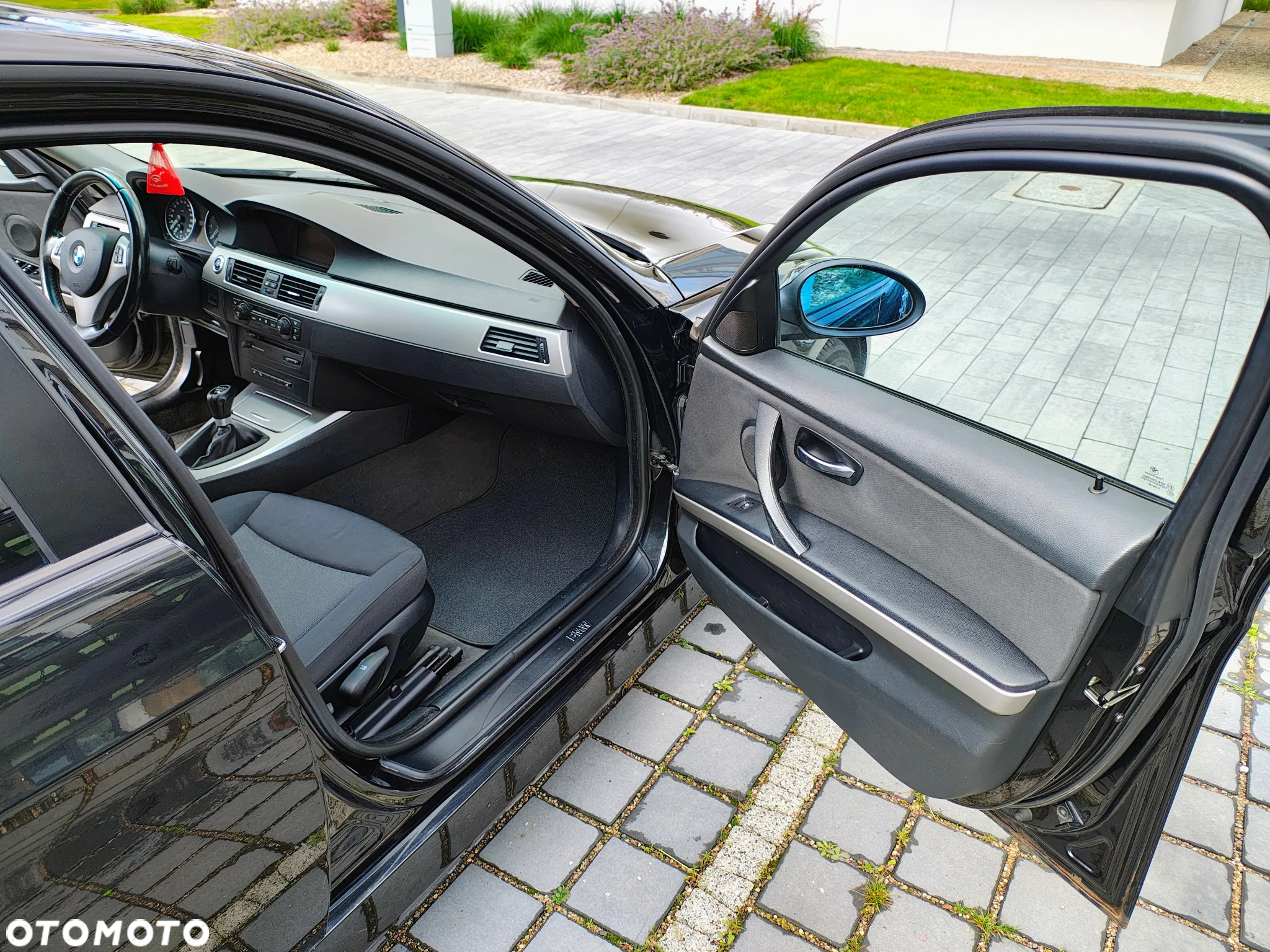 BMW Seria 3 318i - 10