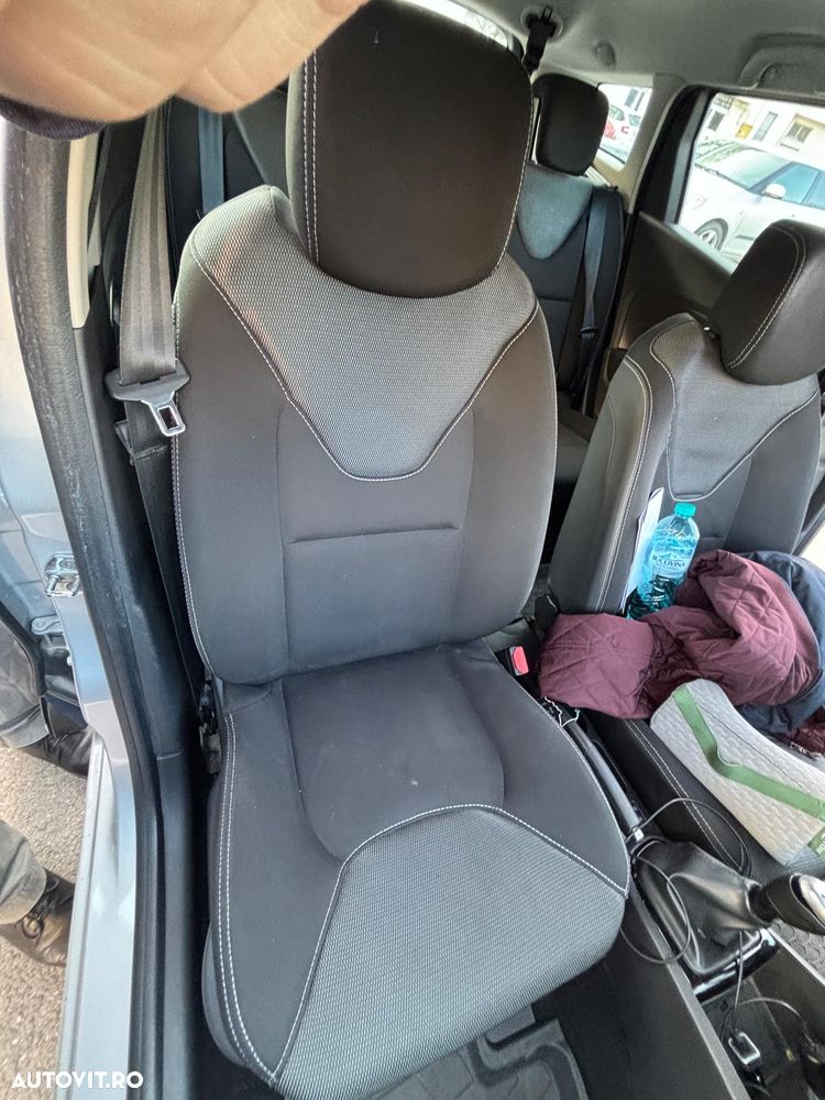 Renault Clio 1.5 dCi Life - 11