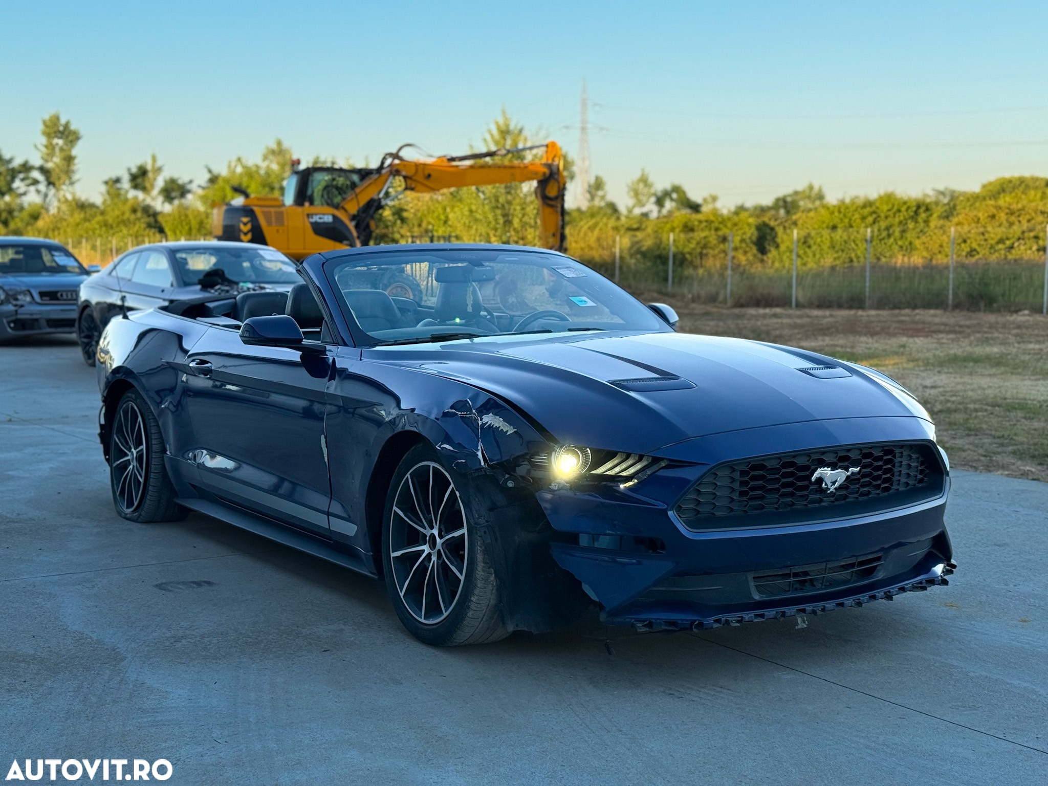 Ford Mustang Cabrio 2.3 Eco Boost - 11