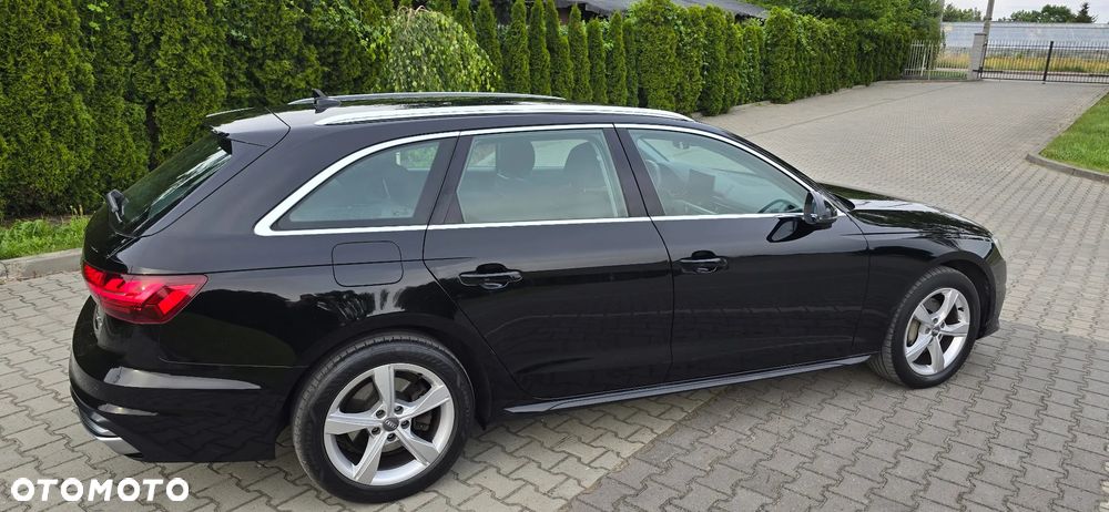 Audi A4 Avant 40 TDI quattro S tronic - 4