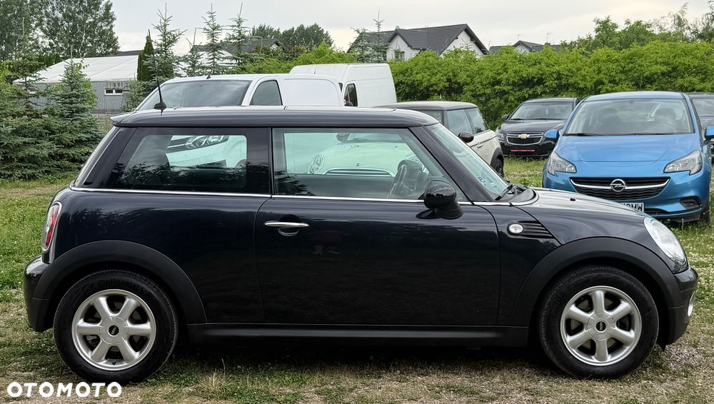 MINI ONE Standard - 4