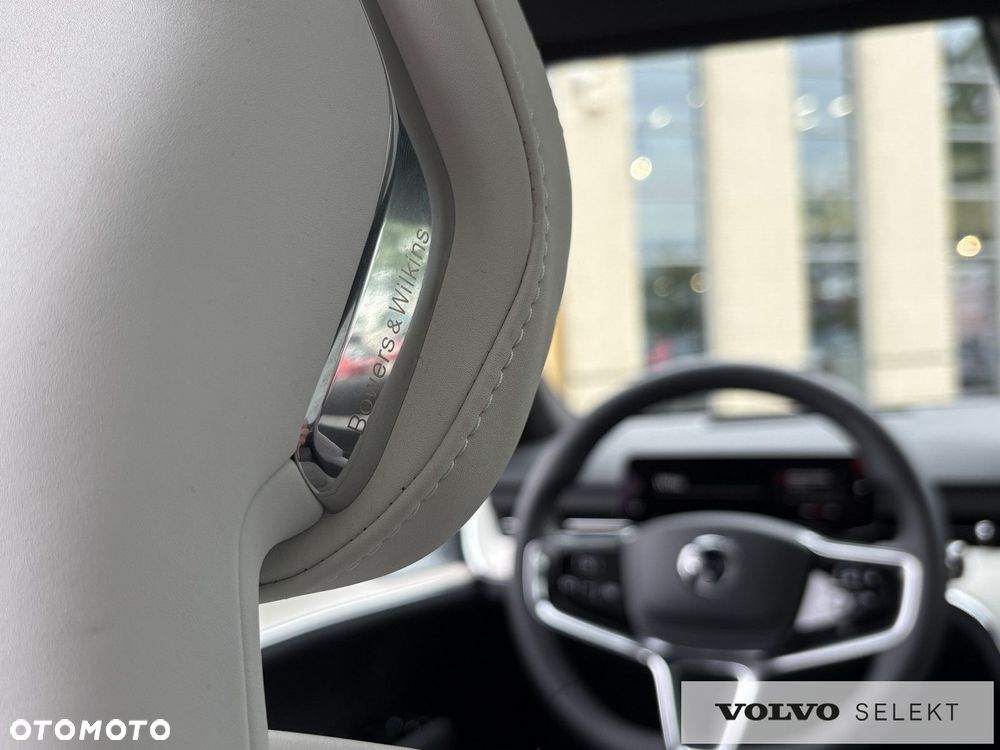 Volvo EX90 - 24