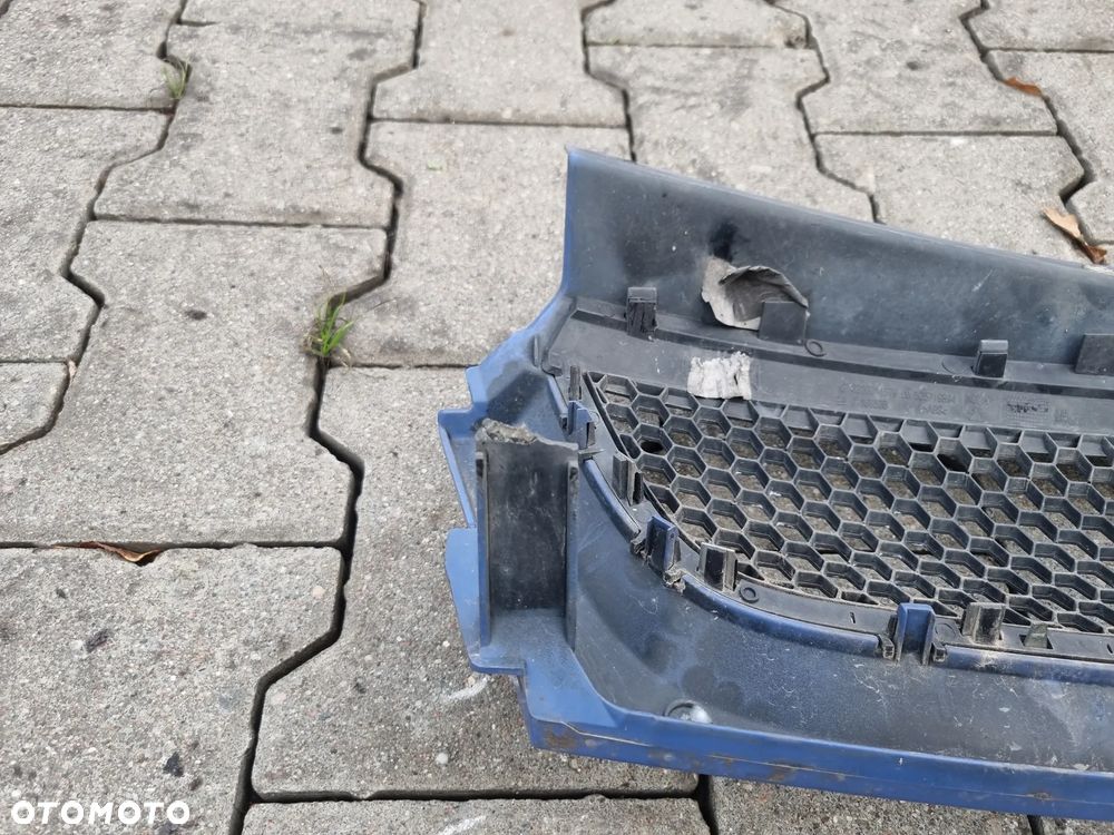 ATRAPA GRILL PRIMASTAR TRAFIC VIVARO  01-06r. - 4