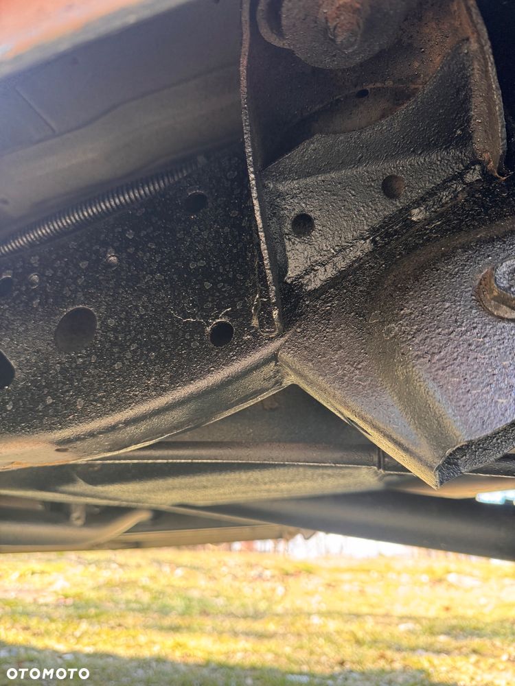 Mitsubishi L200 2.5 DID Intense + HP - 24