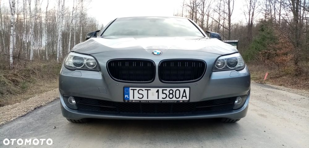 BMW Seria 5 525d xDrive Sport-Aut - 29