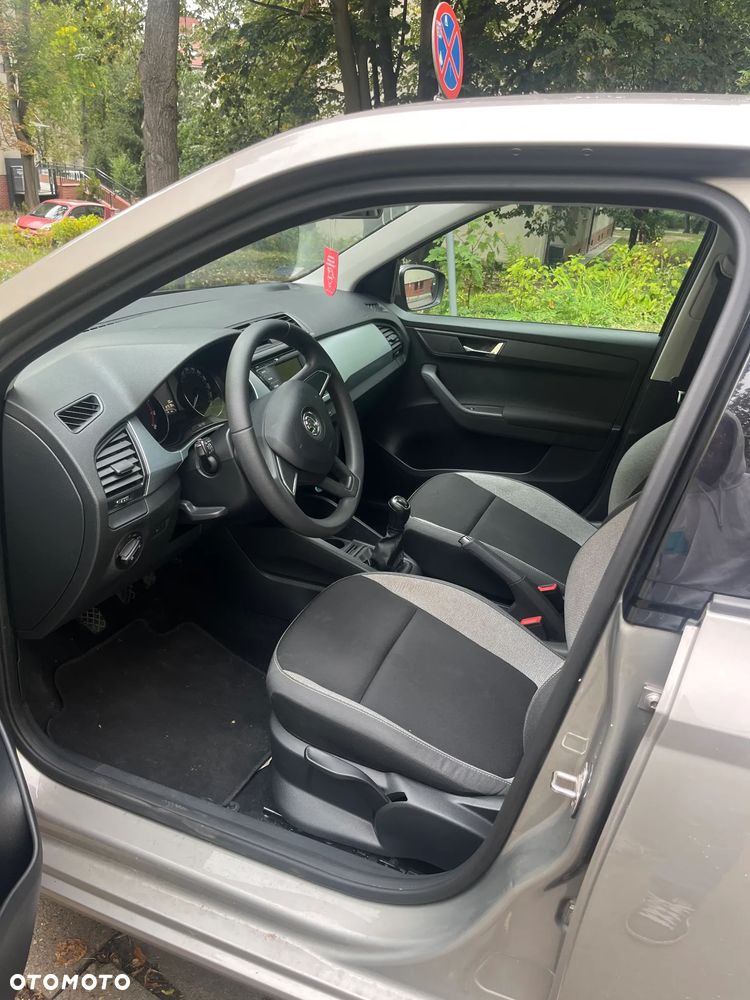 Skoda Fabia 1.0 Ambition - 14