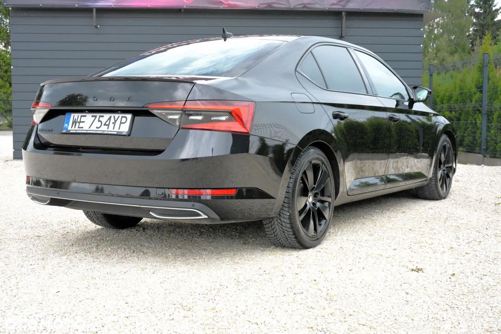Skoda Superb 2.0 TDI SCR Sportline DSG - 7
