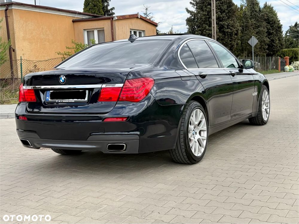 BMW Seria 7 740d xDrive - 4