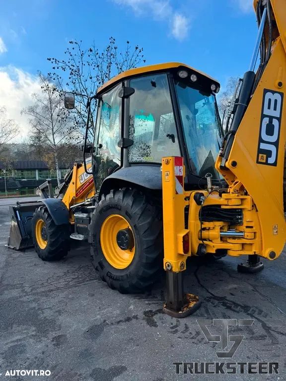JCB 3CX - 10
