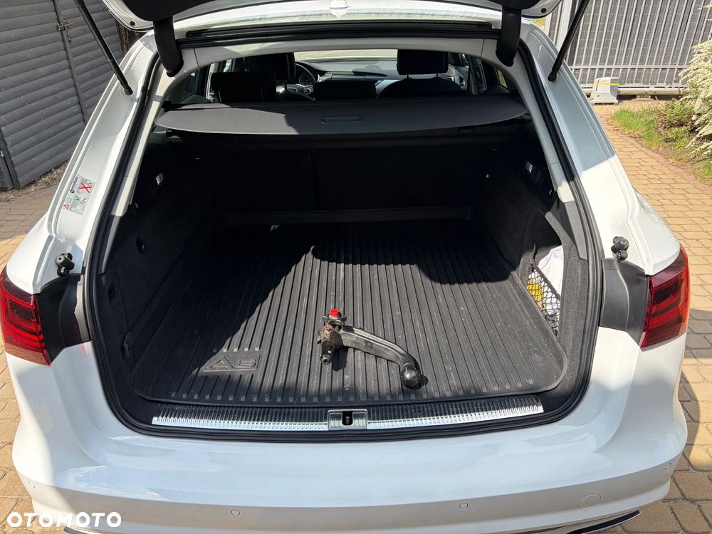 Audi A6 Avant 2.0 TDI Ultra S tronic - 9