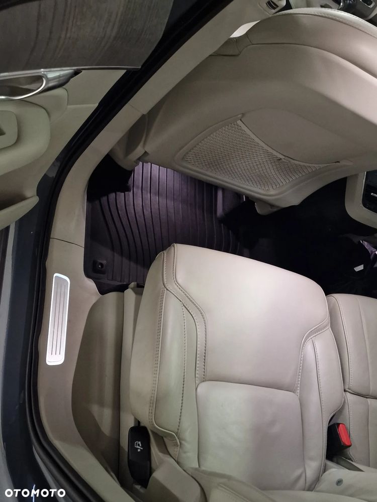 Volvo XC 90 T6 AWD Inscription 7os - 14