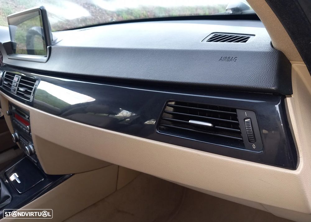 BMW 320 d Navigation - 13