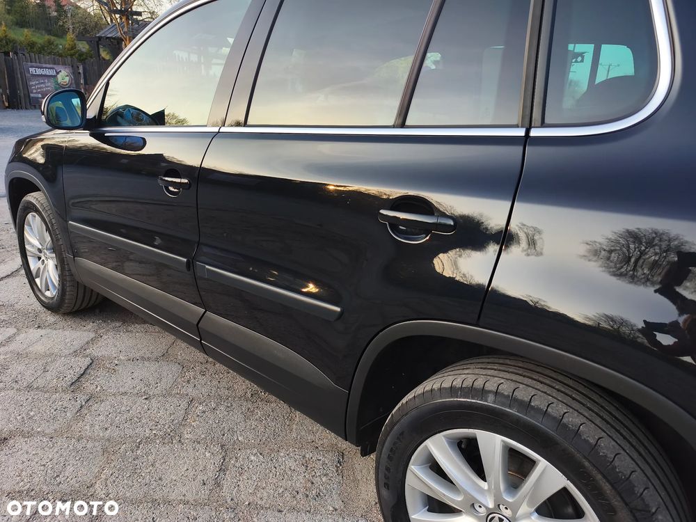 Volkswagen Tiguan - 12