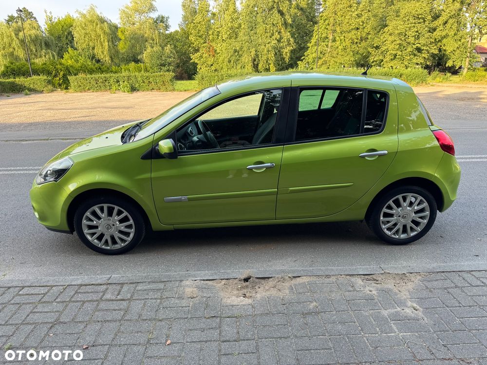 Renault Clio 1.2 TCE Authentique - 8
