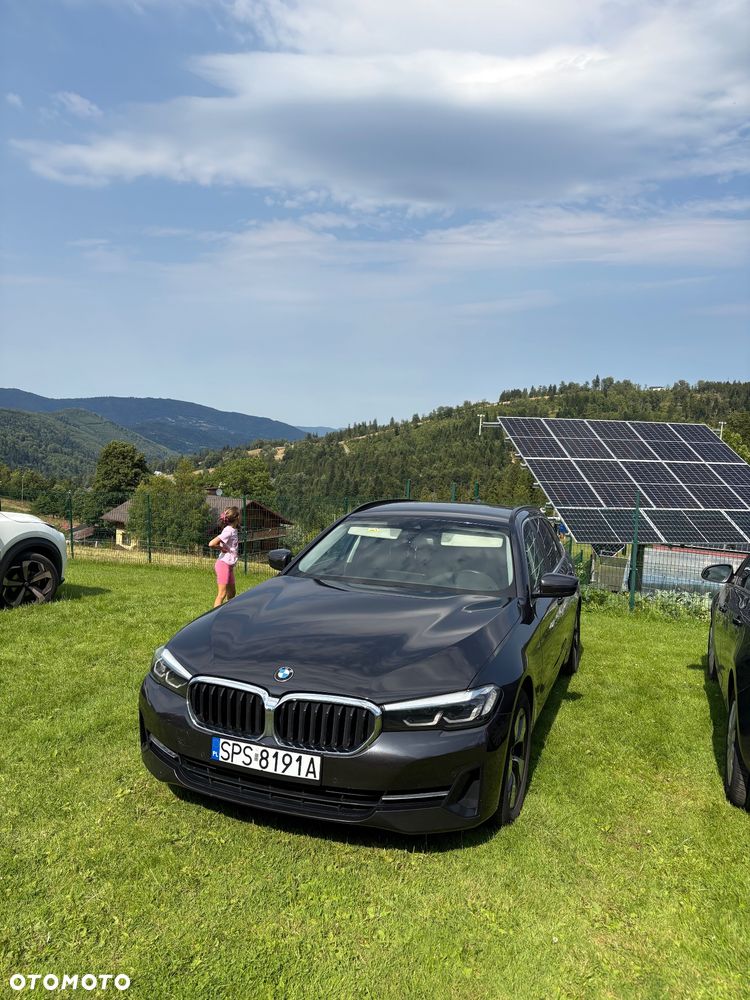 BMW Seria 5 520d mHEV - 11