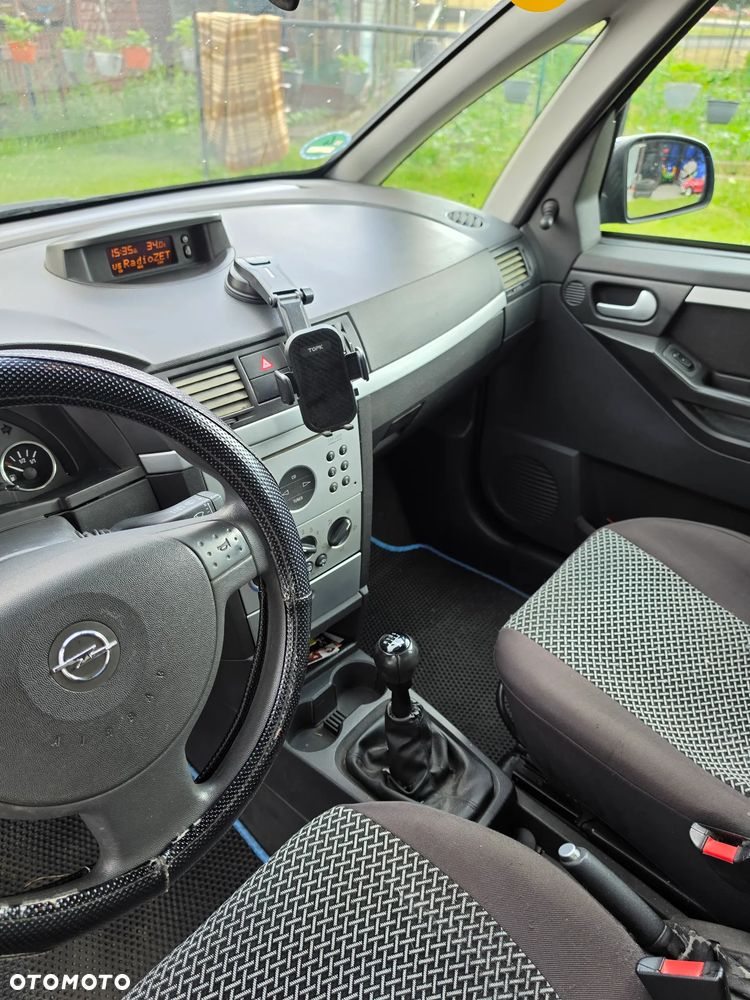 Opel Meriva - 24