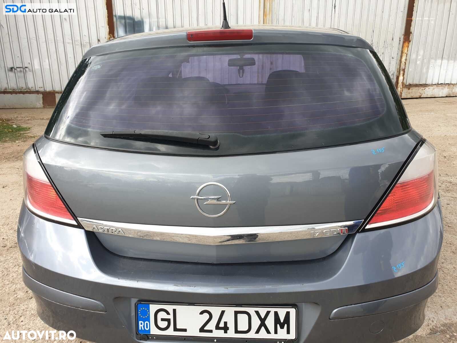 Hayon Haion Portbagaj Dezechipat cu Luneta Geam Sticla Opel Astra H Hatchback 2004 - 2010 Culoare Z155 - 1