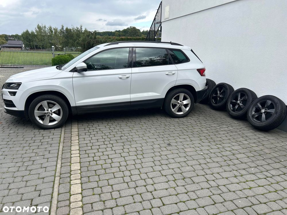 Skoda Karoq 1.5 TSI ACT GPF 4x2 Ambition - 4