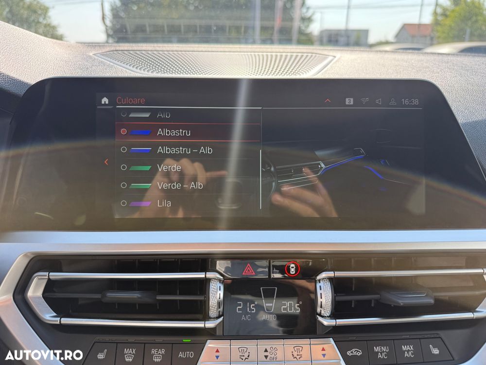 BMW Seria 3 320d Aut. Sport Line - 35