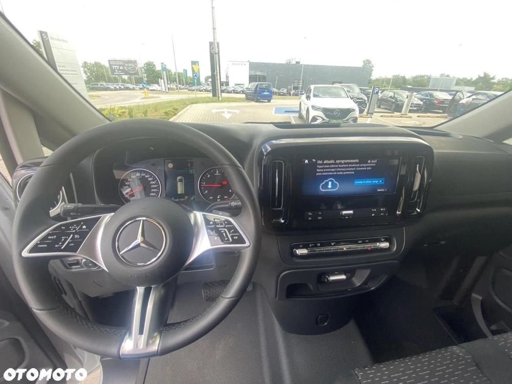 Mercedes-Benz Vito - 11