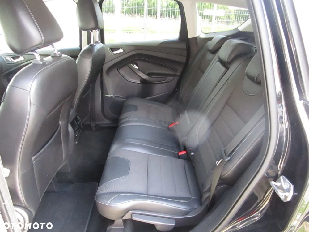 Ford Kuga 2.0 TDCi 2x4 Business Edition - 20