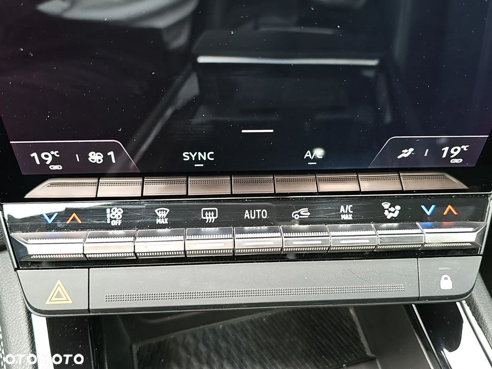 Renault Austral 1.2 E-Tech Full Hybrid 200 Techno MMT - 14