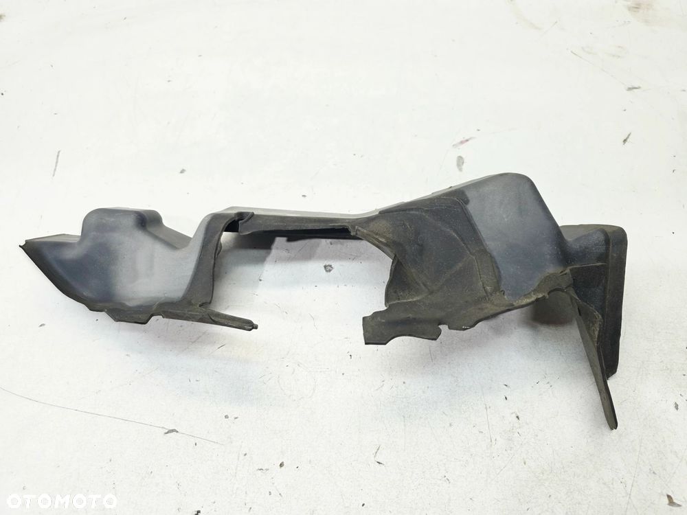 KIEROWNICA POWIETRZA PRAWA AUDI A3 8V 8V0121284A - 3