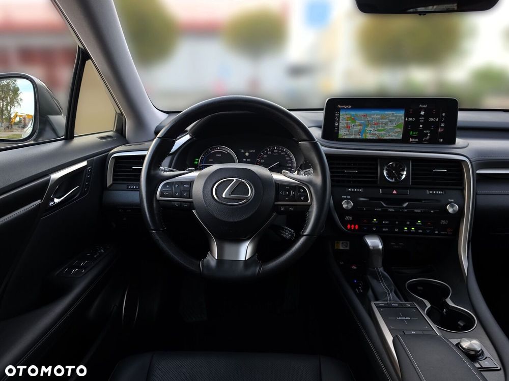 Lexus RX - 13