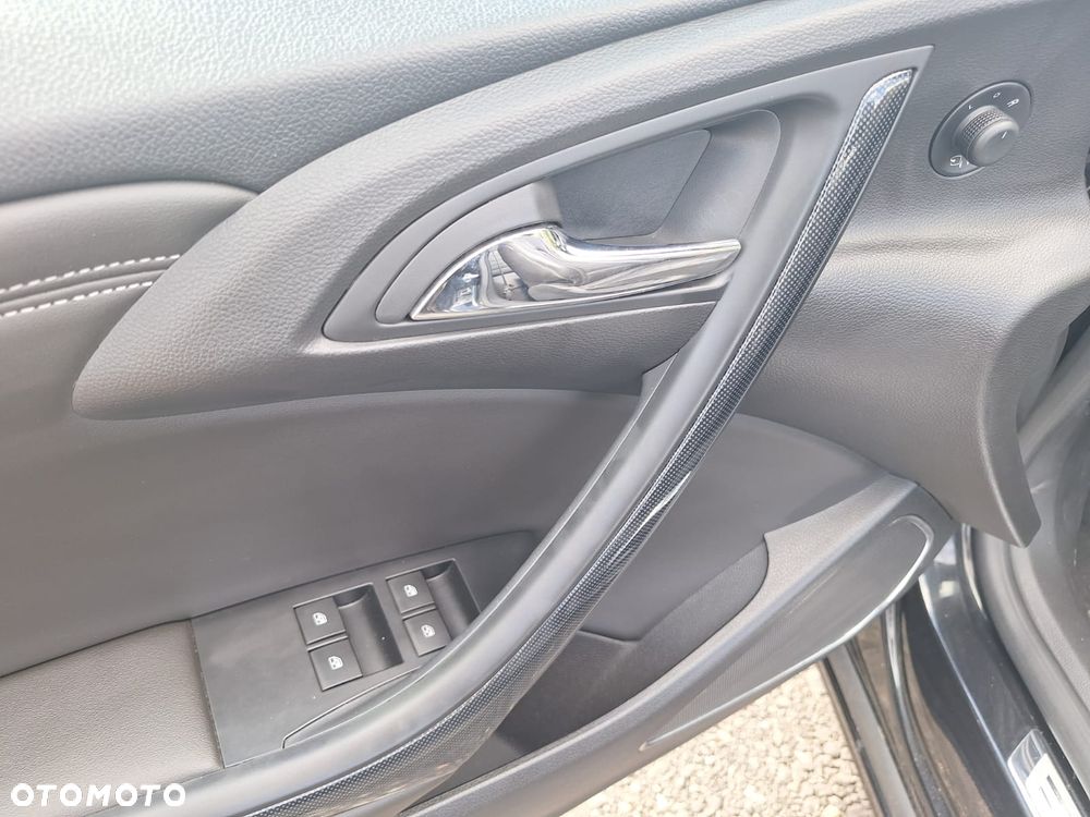 Opel Cascada 1.6 T Cosmo S&S - 26