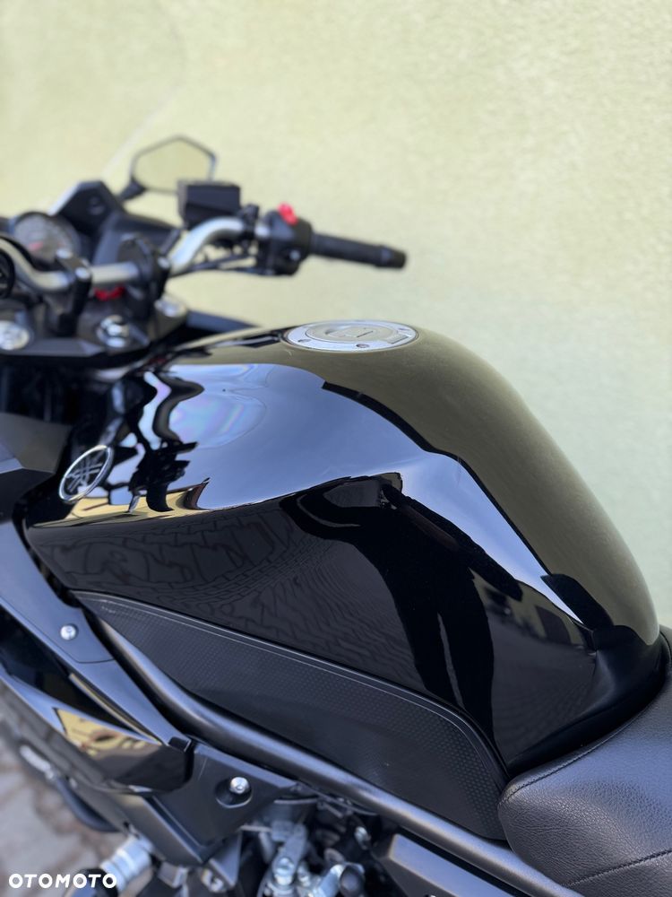 Yamaha XJ - 32