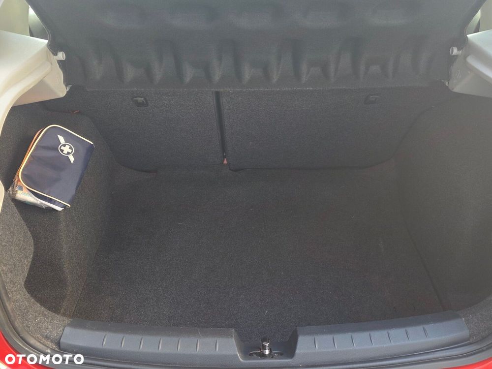 Seat Ibiza 1.0 Reference - 28