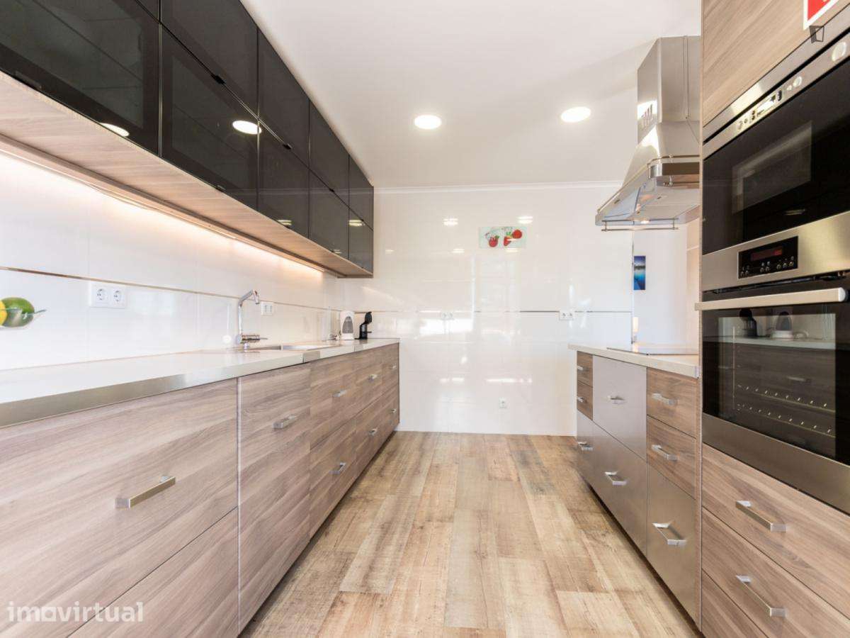 Apartamento com 3 quartos - localizado em Tavira - Grande imagem: 2/25