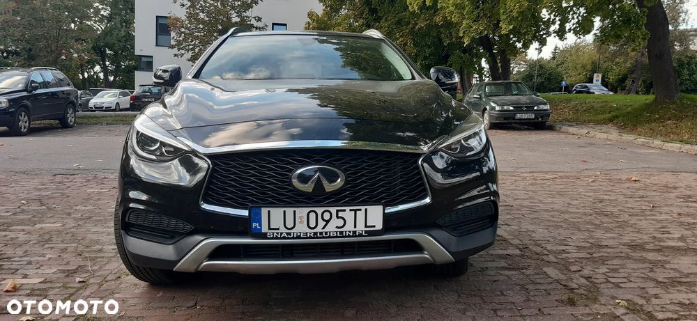 Infiniti QX30 2.0t Luxe Tech AWD 7DCT - 7