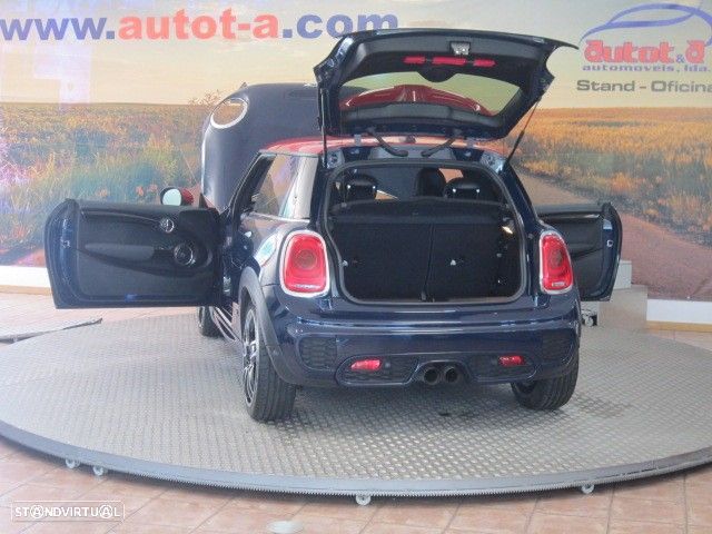 MINI 3 Portas John Cooper Works Auto Desportiva - 12