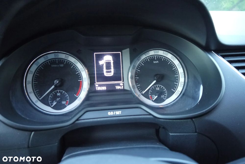 Skoda Octavia 2.0 TDI Style DSG - 12
