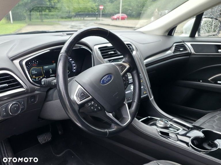 Ford Mondeo 2.0 EcoBlue Vignale - 11
