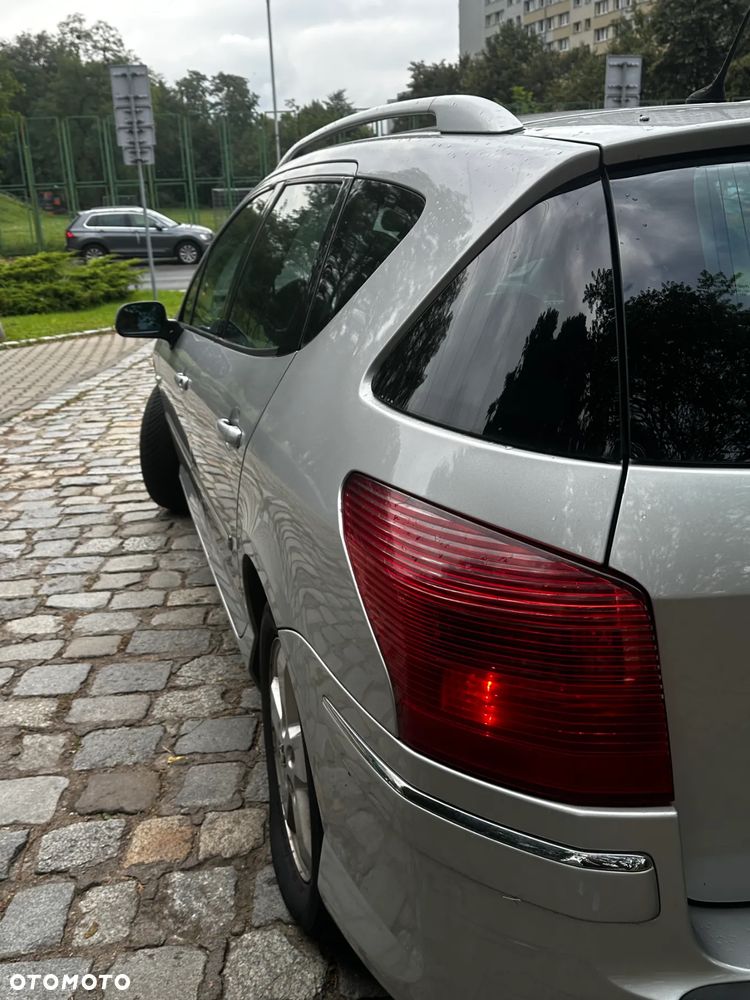 Peugeot 407 - 6