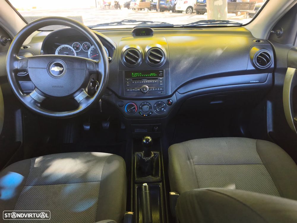 Chevrolet Aveo 1.2 LS - 10