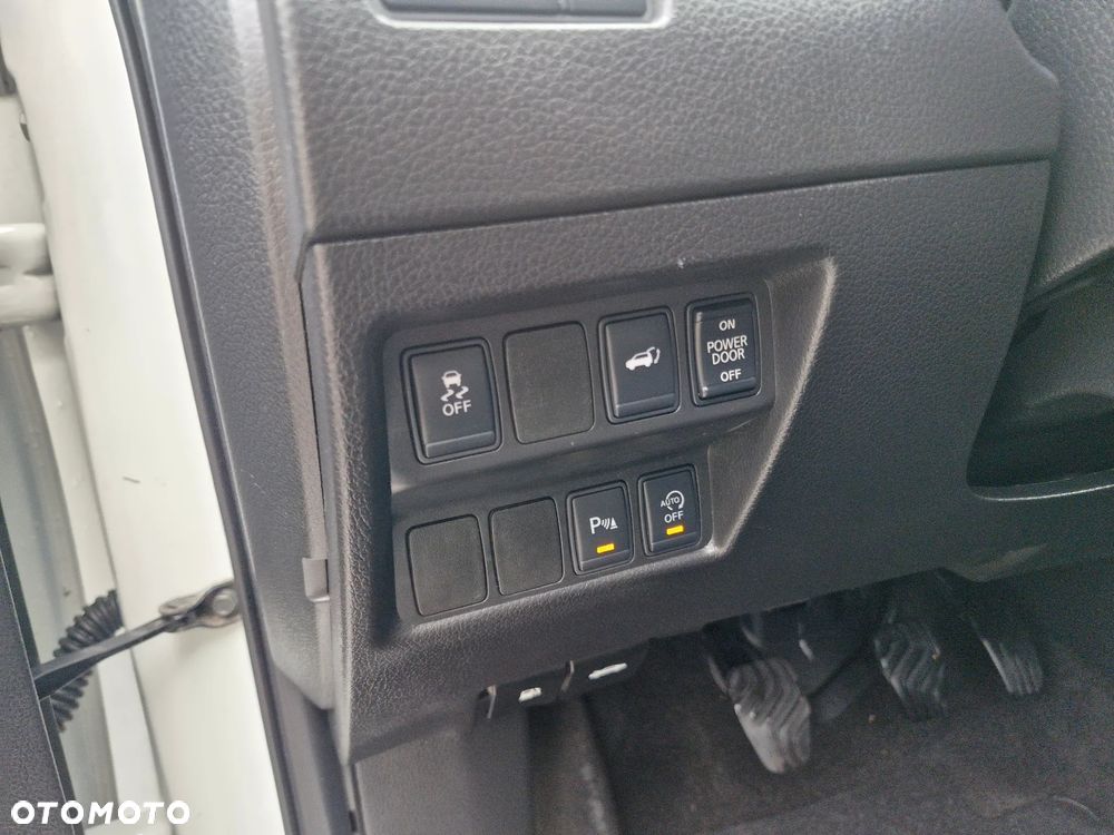 Nissan X-Trail - 32