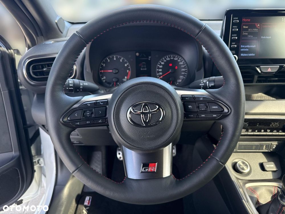 Toyota Yaris GR 1.6 Dynamic - 10